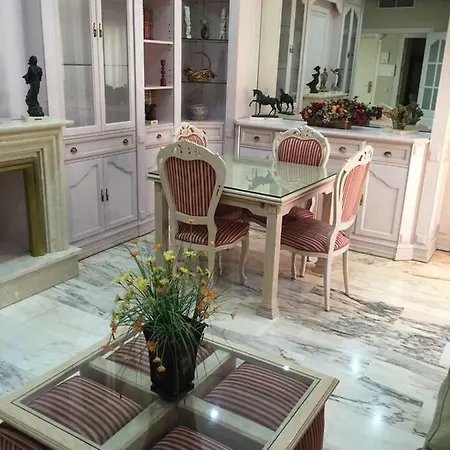Spacious In With Shared Pool Apartment Cordoba